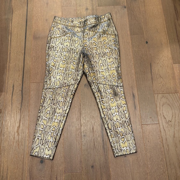 Free People $98 Rio Snakeskin High Rise Skinny Pants Gold Metallic Large EUC - Picture 4 of 12